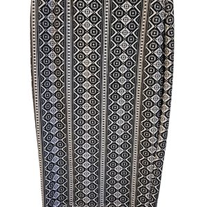 Geometric Pattern Pencil Skirt